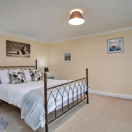 Finest Retreats - Cloggers *